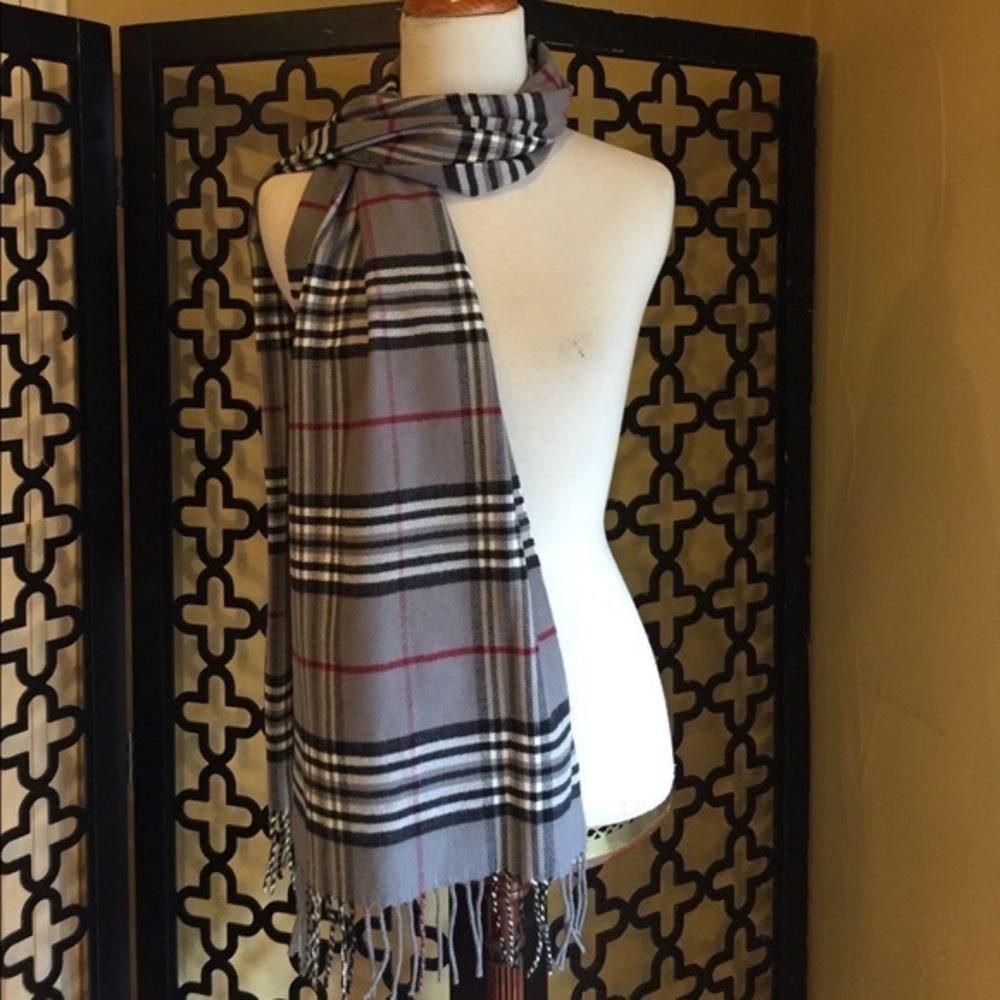 GRAY RED PLAID SCARD WRAP‎ W/ FRINGE